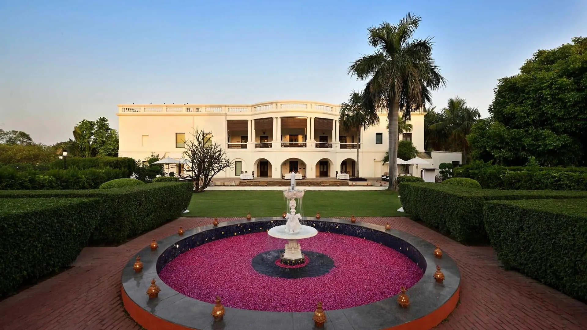 Taj Nadesar Palace Varanasi
